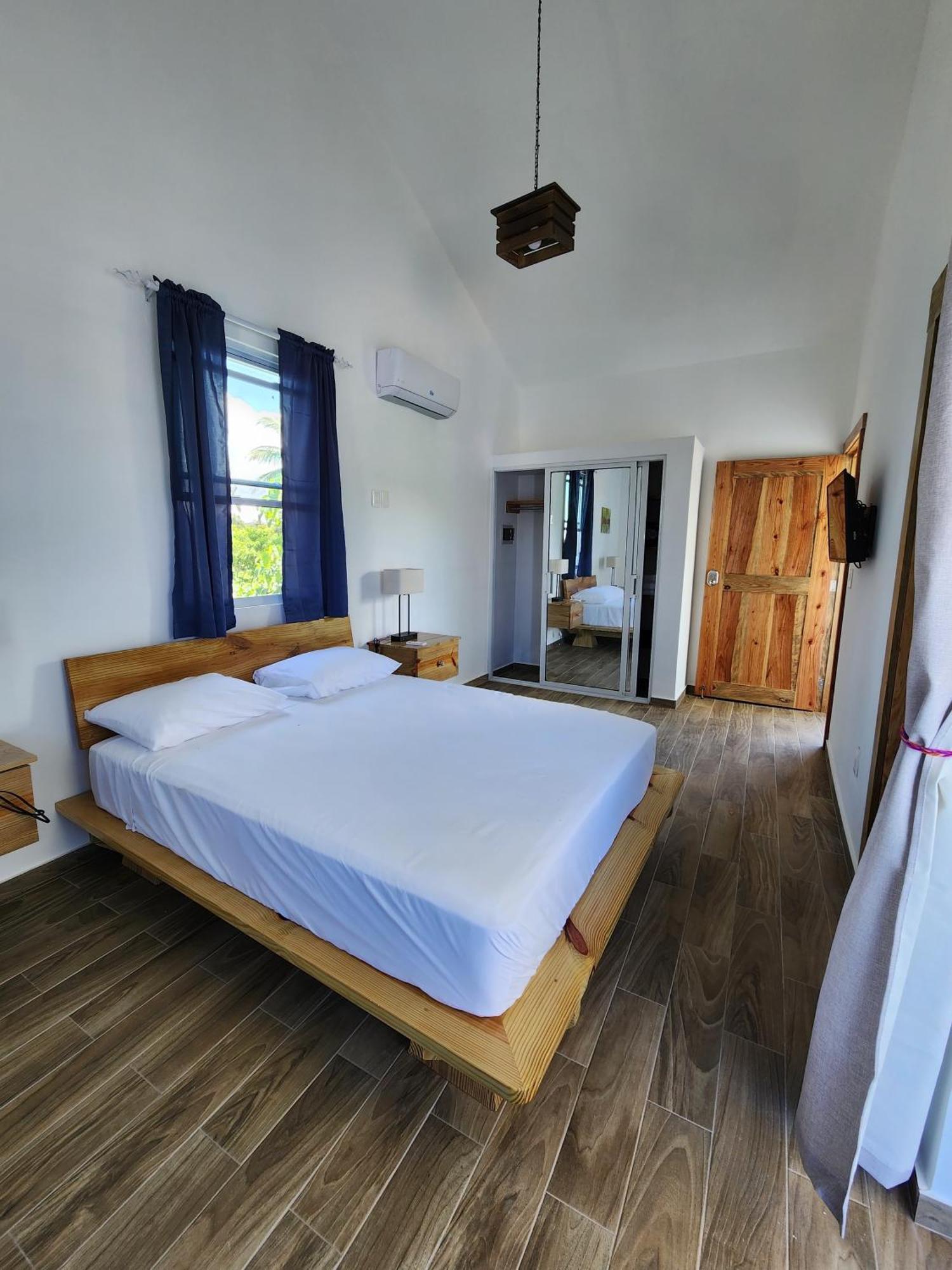 Bella Villa Room With Large Pool And Close To Beach لاس غاليراس المظهر الخارجي الصورة