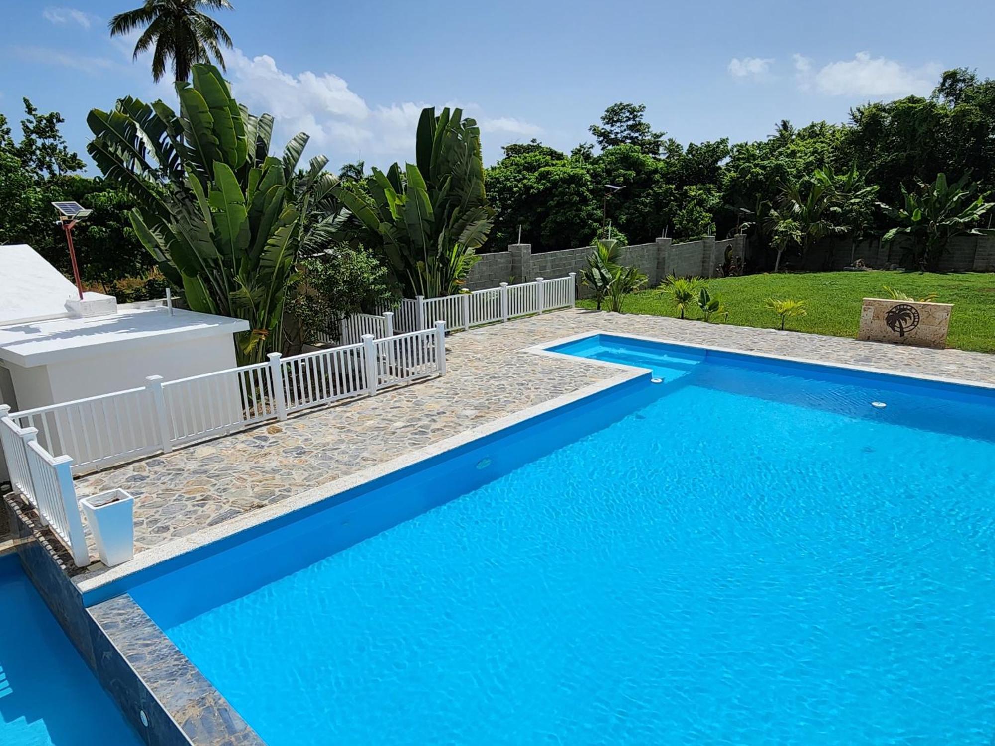Bella Villa Room With Large Pool And Close To Beach لاس غاليراس المظهر الخارجي الصورة