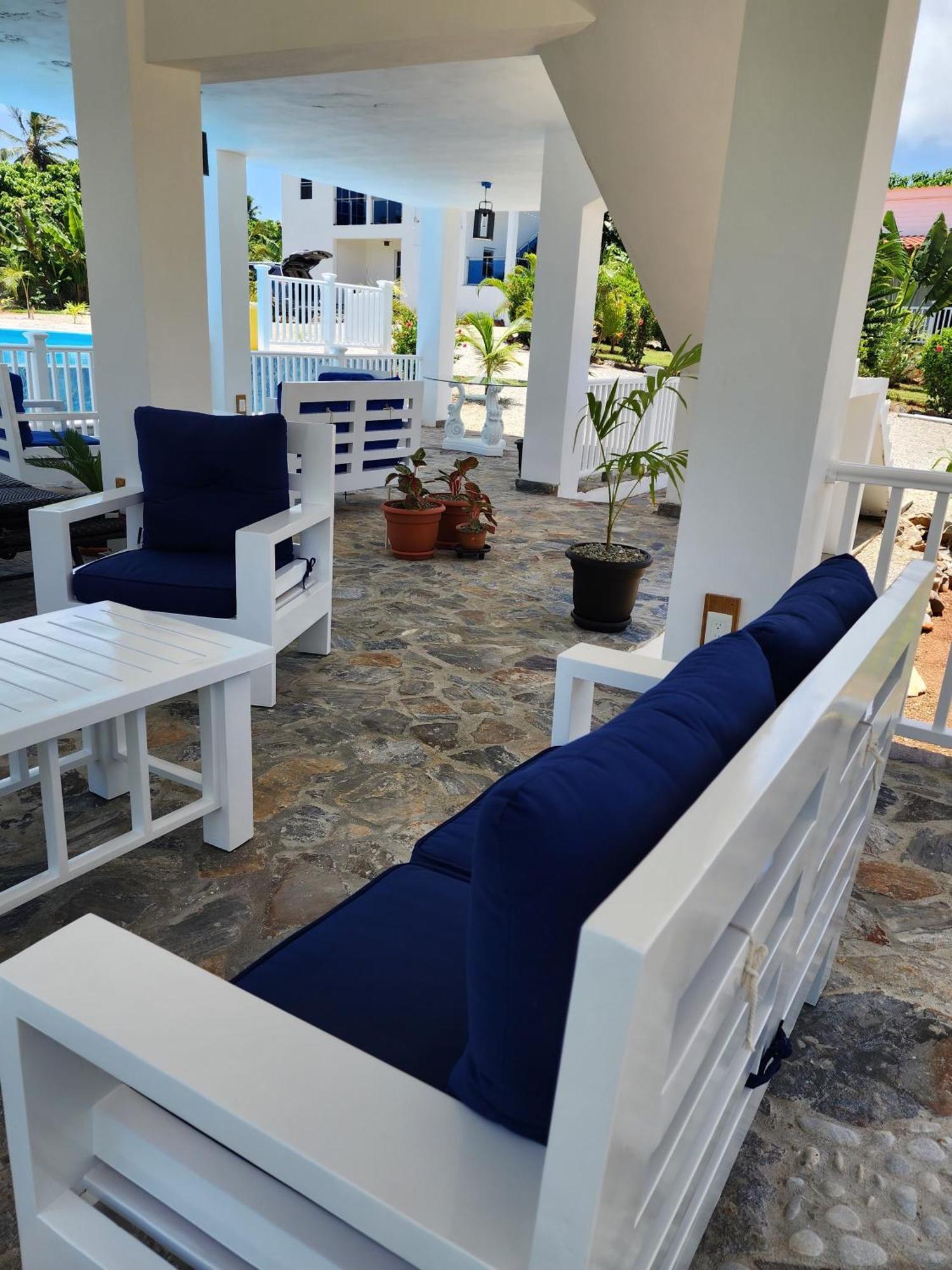 Bella Villa Room With Large Pool And Close To Beach لاس غاليراس المظهر الخارجي الصورة